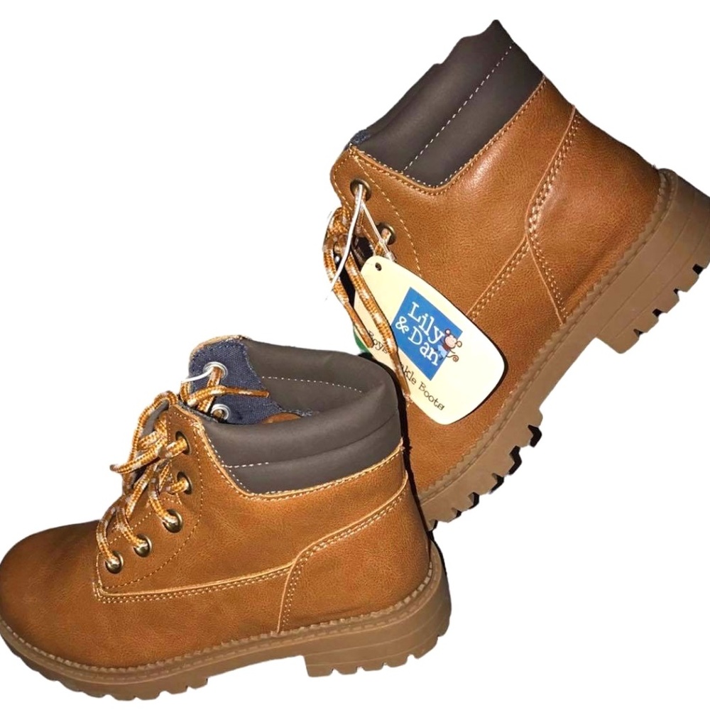 Lily & Dan Boy’s Ankle Boots - NWT - Size: 13/1